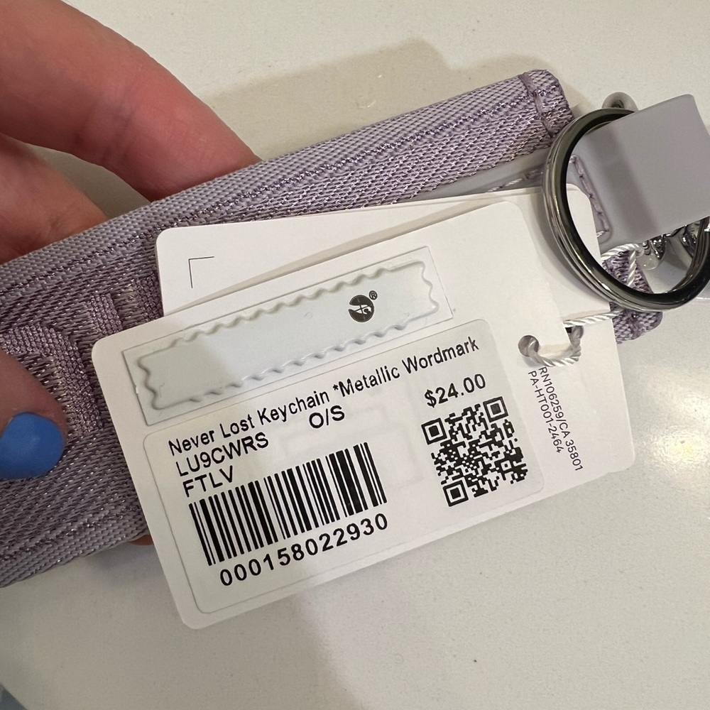 Lululemon Never Lost Keychain - Picture 3 of 3